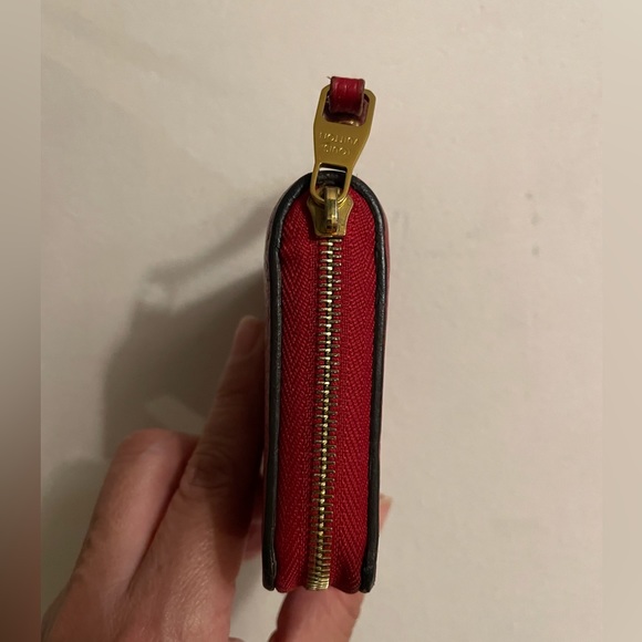 Authentic Louis Vuitton Emprentei Compact Zipper Wallet Beautiful Red COA - Picture 12 of 14